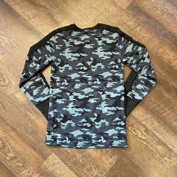 Helly Hansen Graphic Lifa Merino - Size 14 - Picture 3 of 6